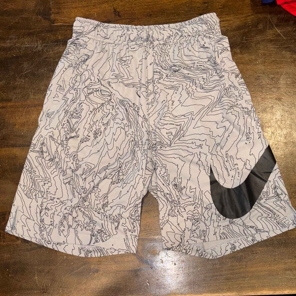 Nike Men's Gray and Black Athletic Shorts
